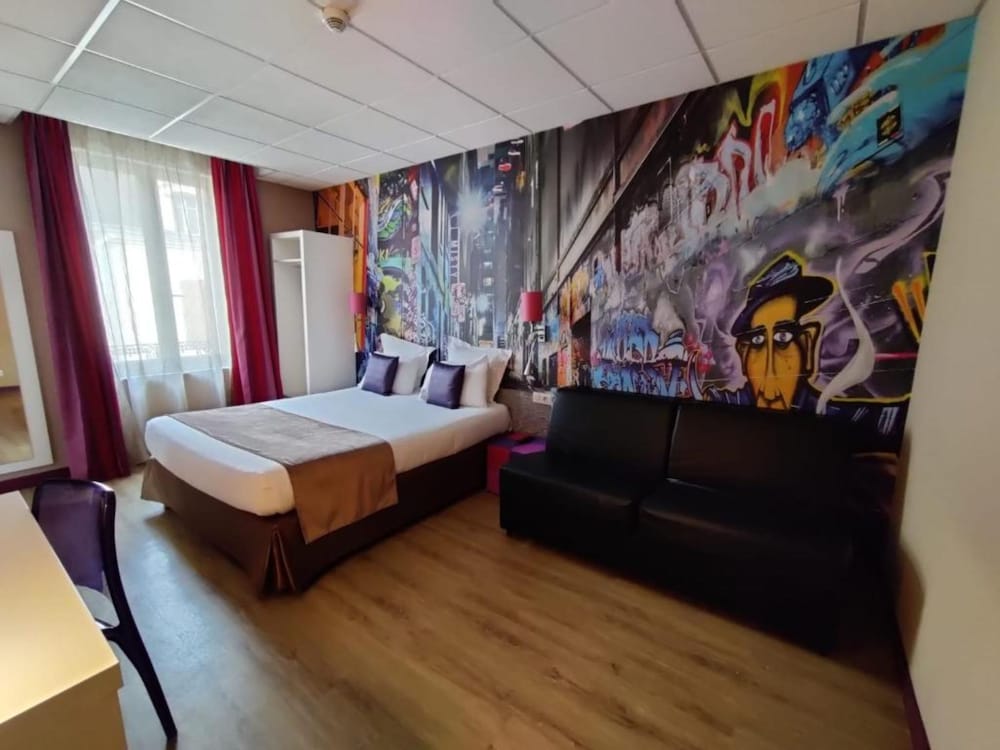 Hotel the Originals de L Univers Montlucon 40/58