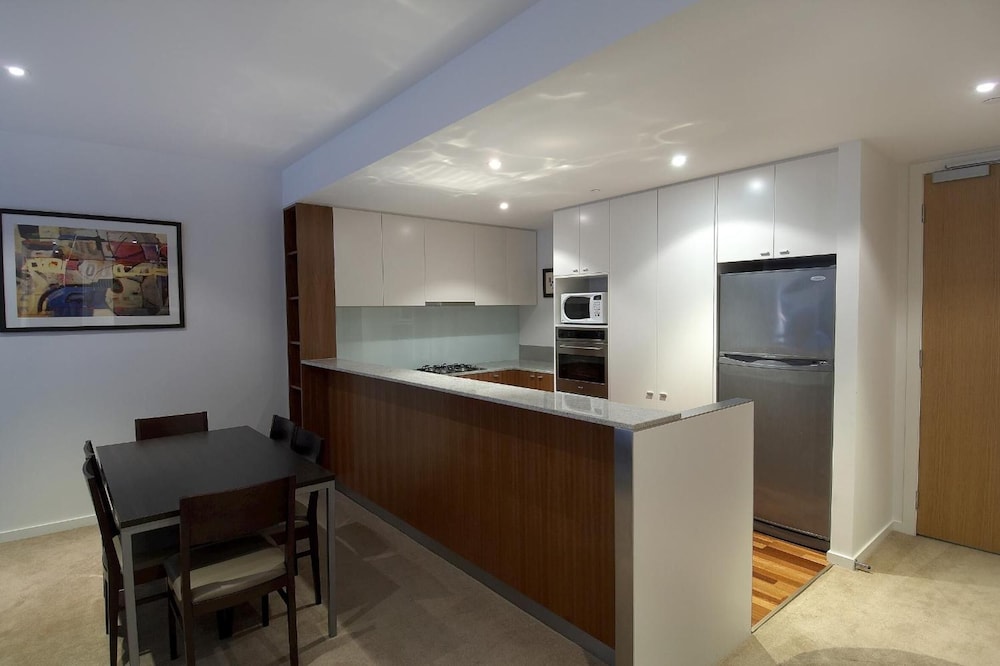 BRIGHTON BAY APARTMENTS 31/42