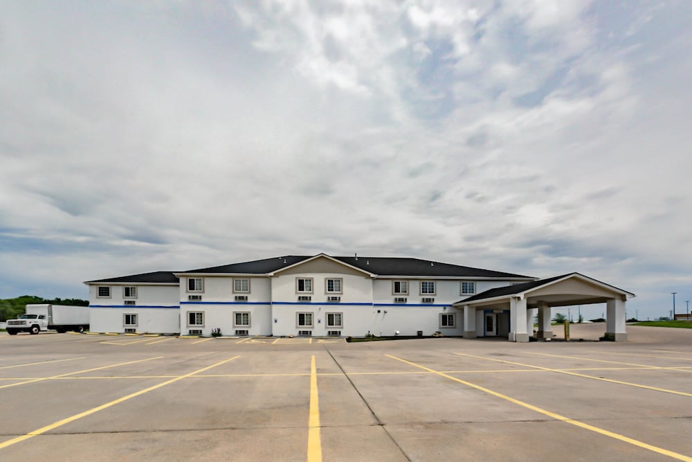 Motel6 Augusta, KS 30/37