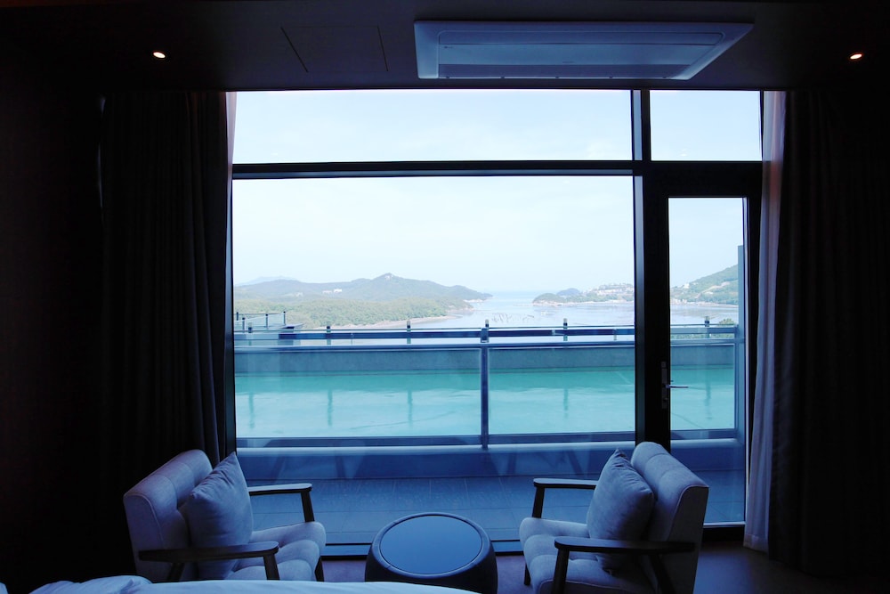 Hotel JCS Yeosu 20/50