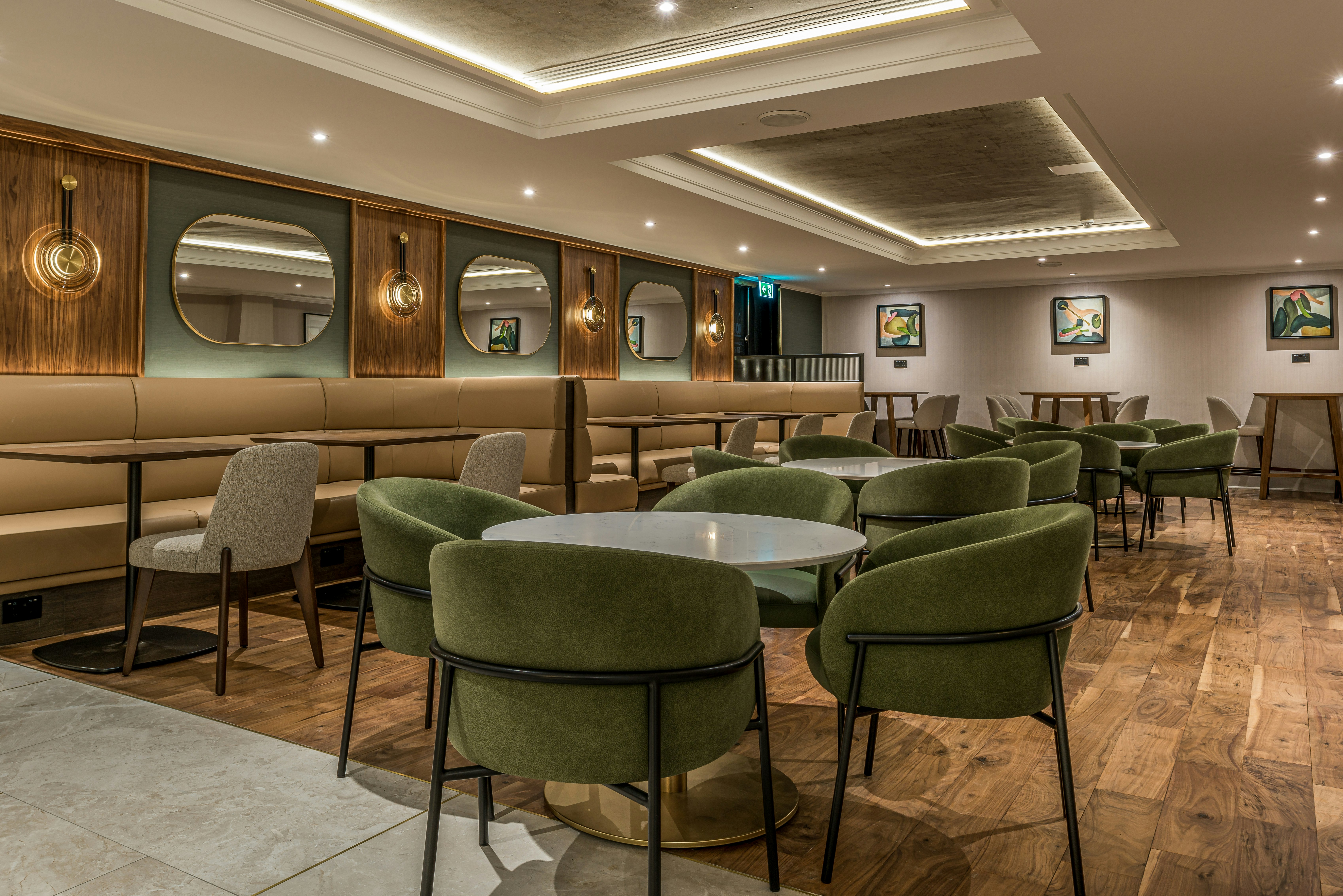 Hilton London Watford 42/54