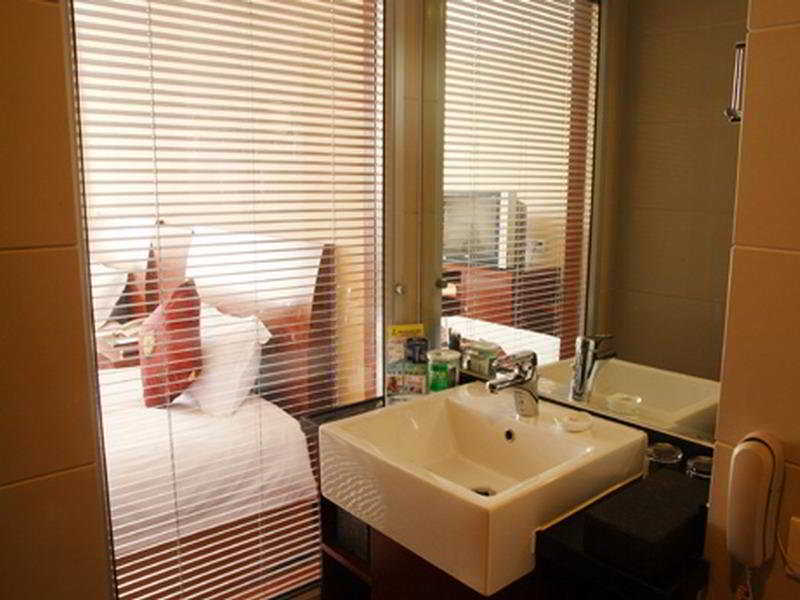 Shangtex Hotel 23/24