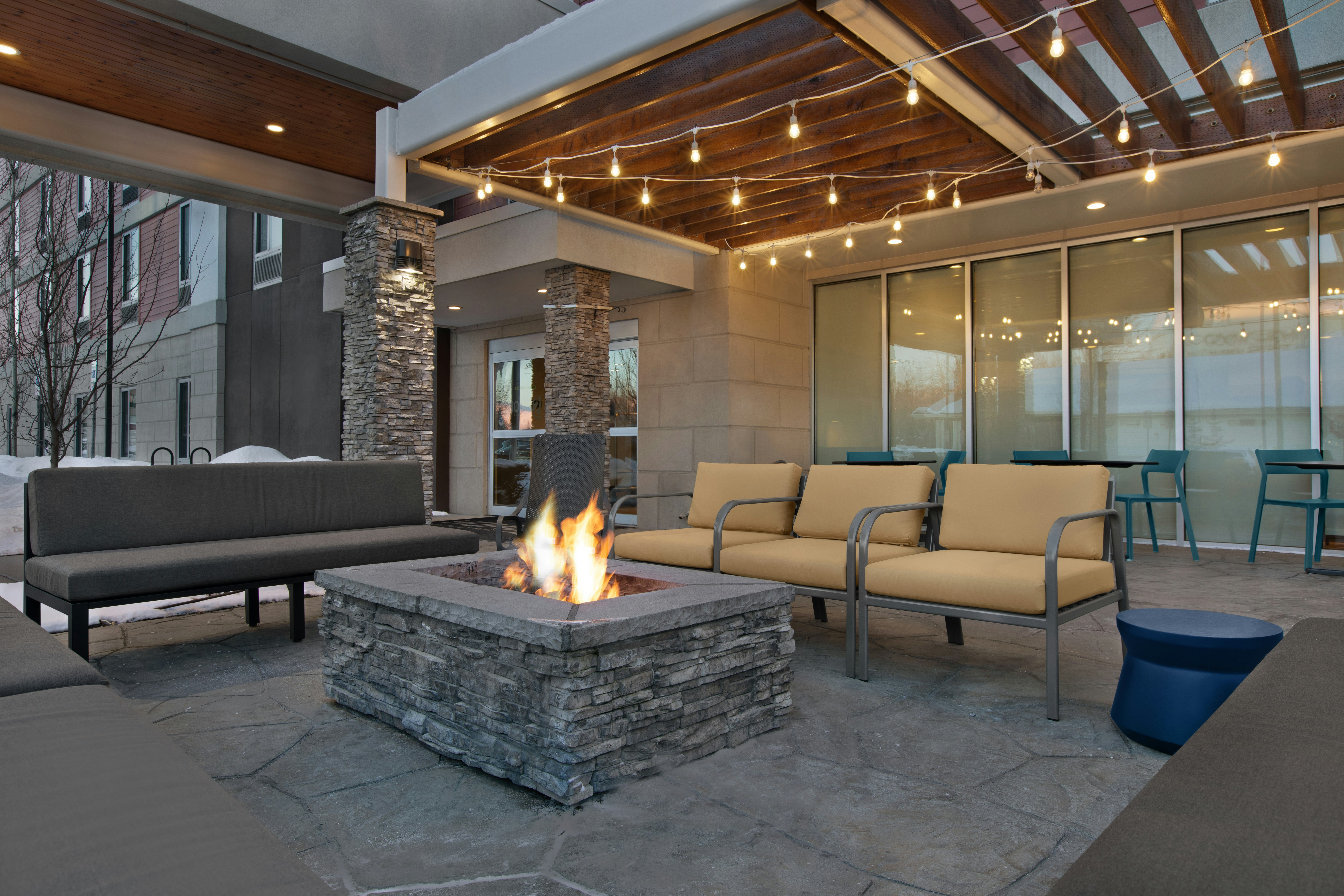 Home2 Suites by Hilton Anchorage/Midtown 36/62