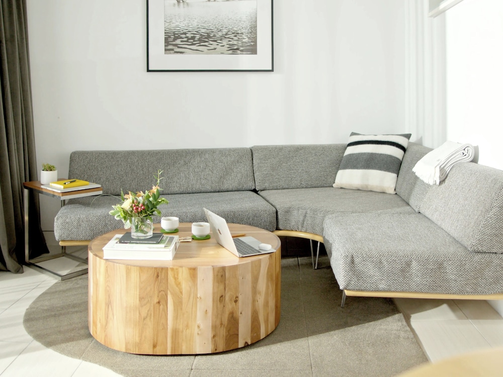 Frame Hotel - Treehouse (formerly Kimber Modern) 28/46
