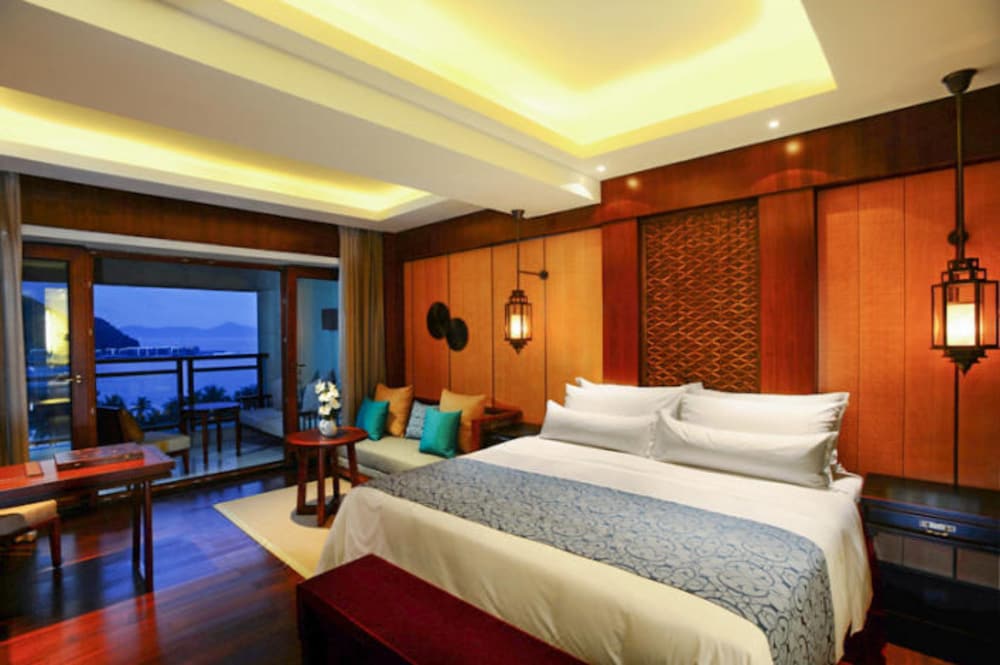 Luhuitou Sanya Resort 4/40