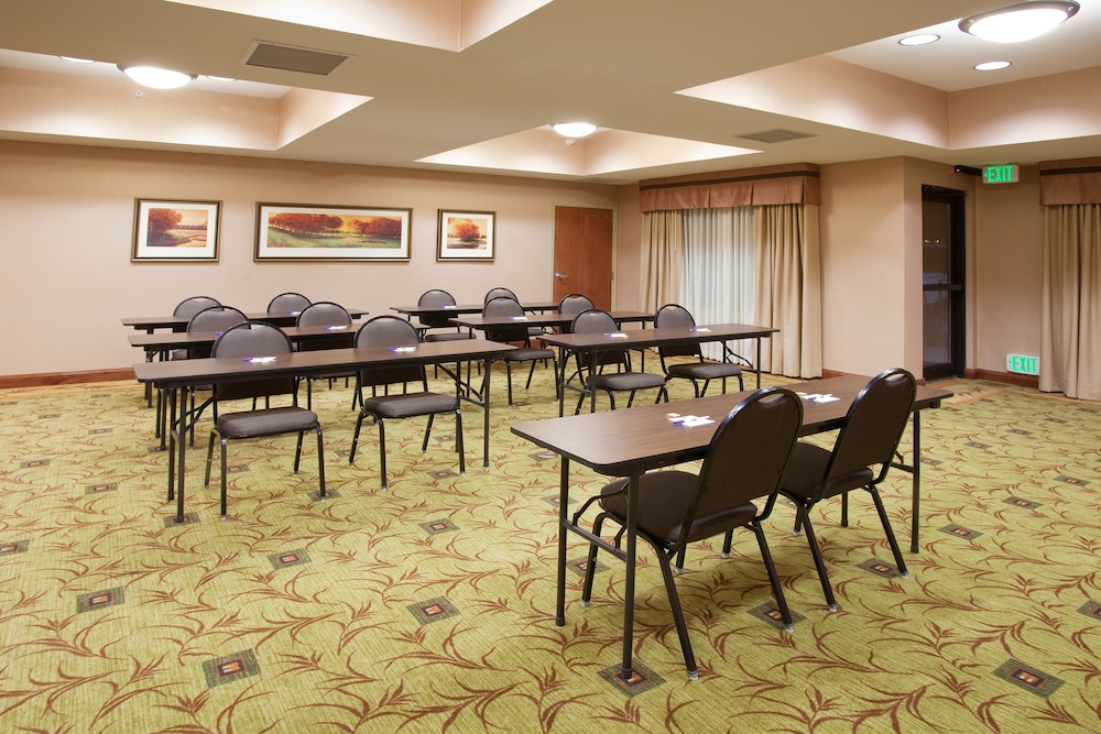 Holiday Inn Express Rawlins 64/78