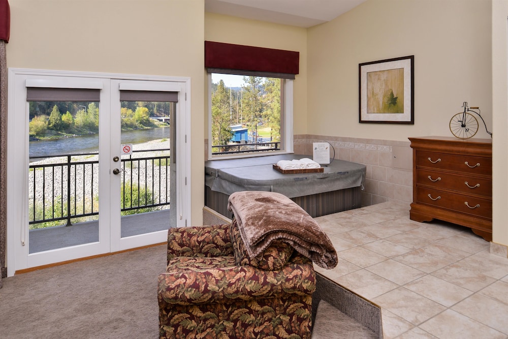 Best Western Lodge At River's Edge 37/43