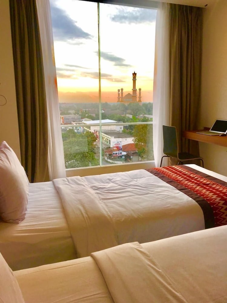 Sunwood Arianz Hotel Managed By Bencoolen 7/25