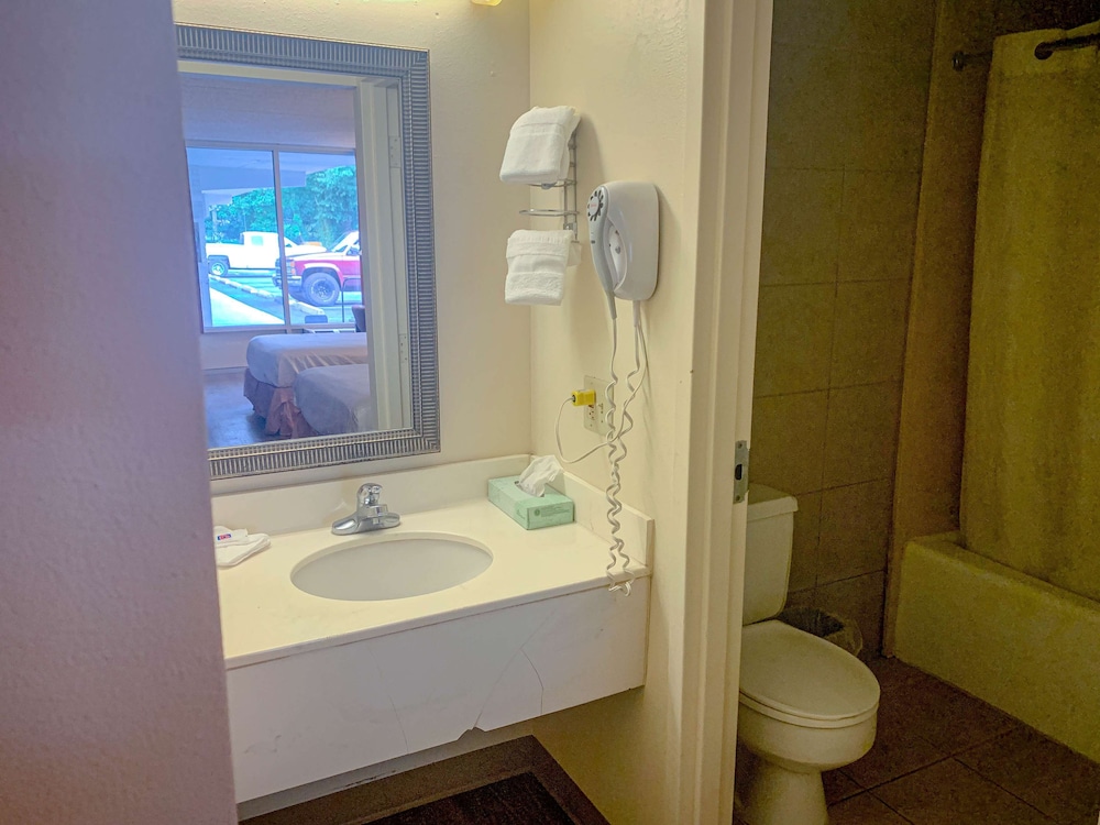 Motel6 Morgantown, WV 59/61