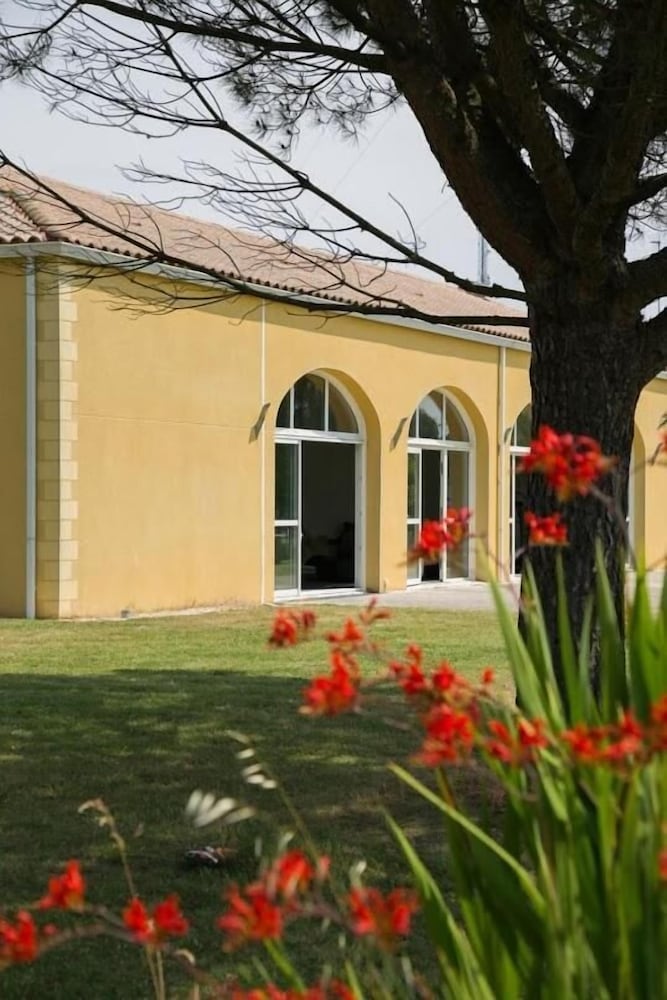 Hotel de La Louee 44/49