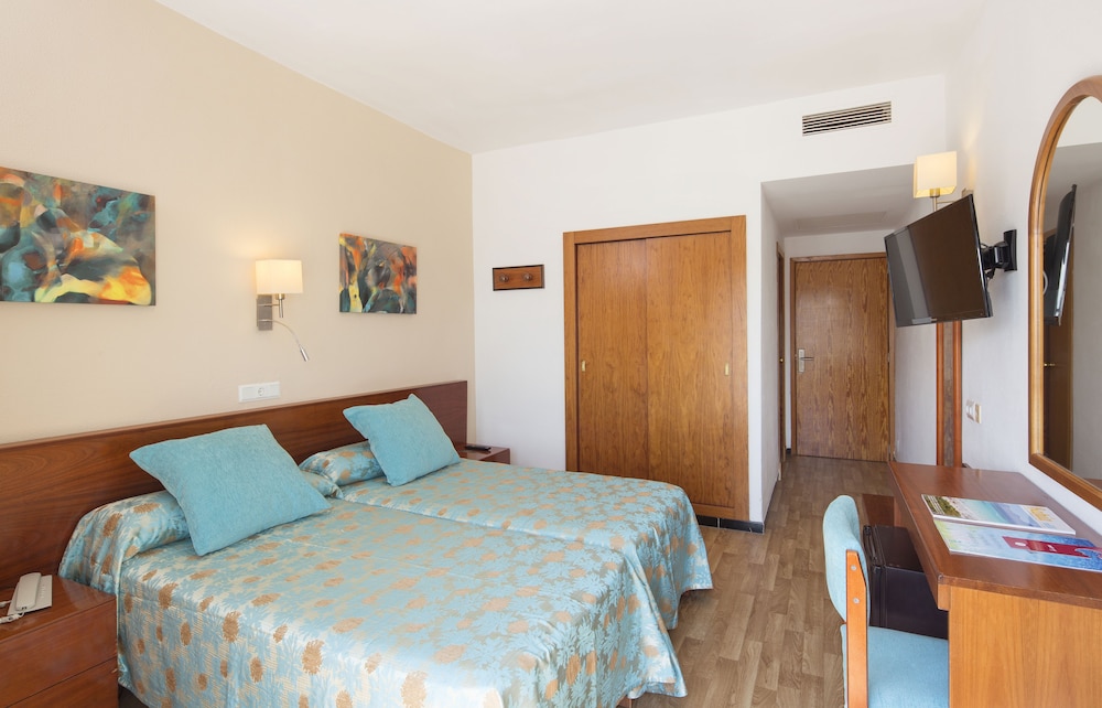 JS Miramar hotel 25/70