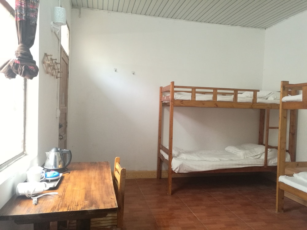 Yang Shuo Loong Old House 15/28