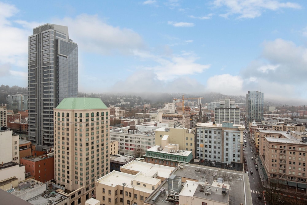 The Bidwell Marriott Portland 14/43