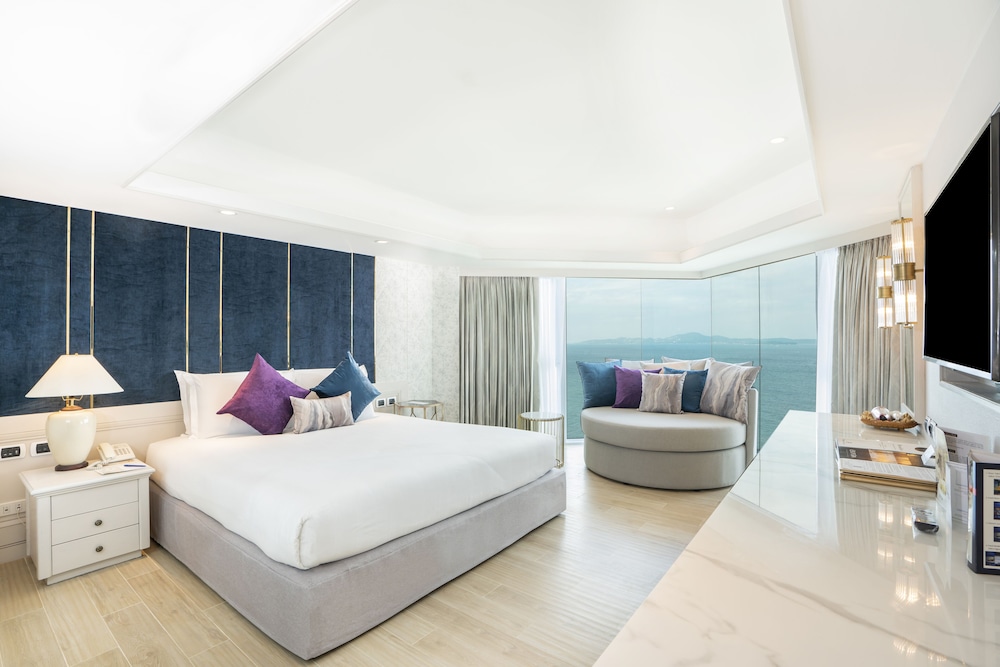 2 BEDROOMS, THEME, THAI, MODERN, SUITE