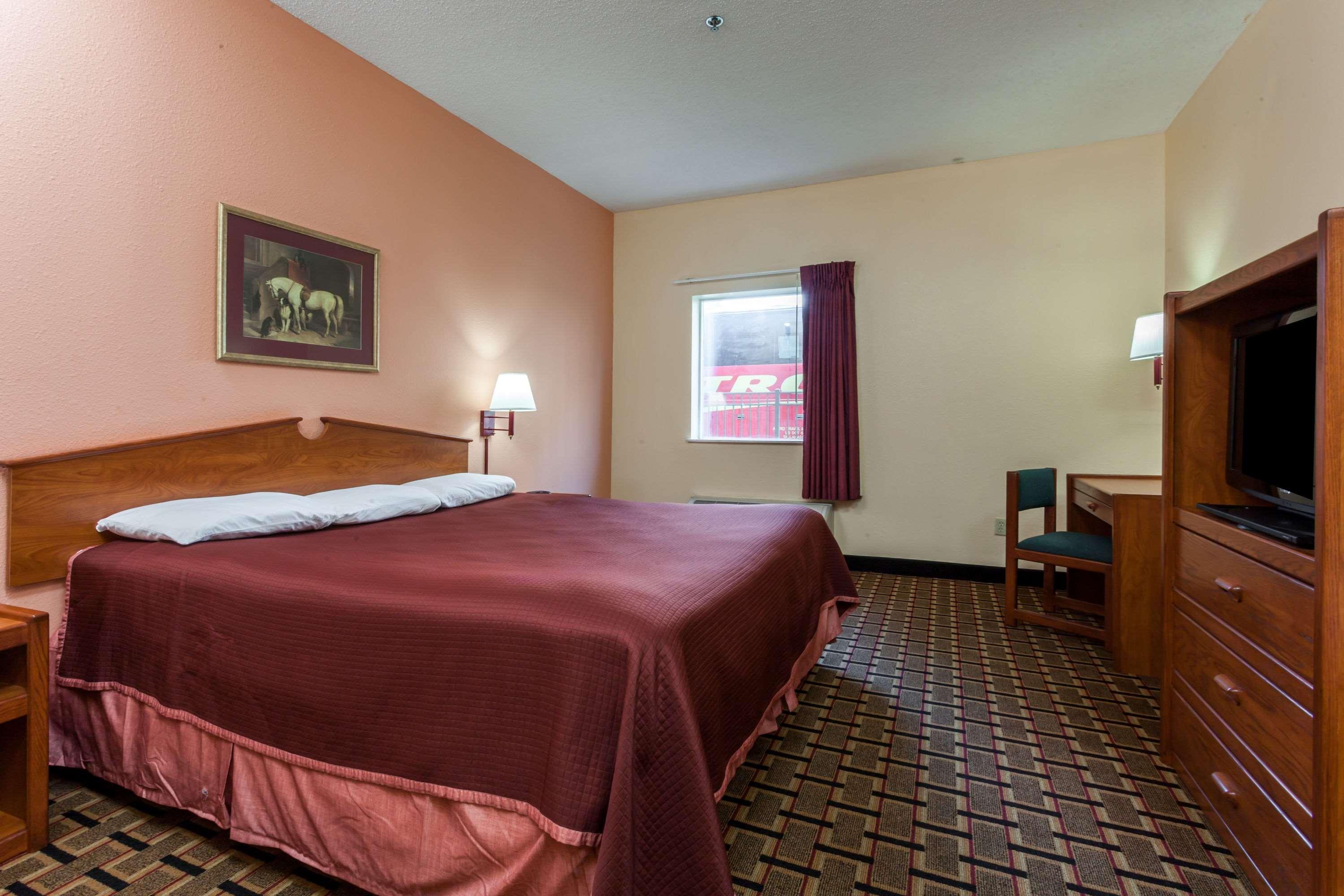 Room, King Bed