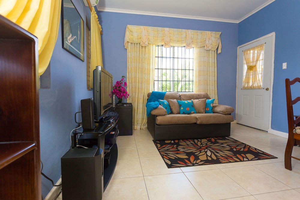 New Kingston Apt At Wellington Cove 17/27