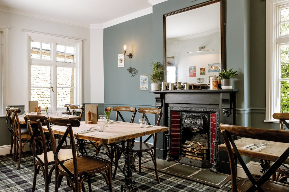 The Sun Inn 33/50
