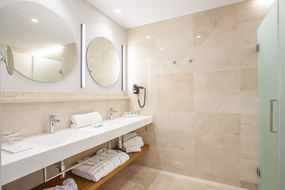 جناح جونيور بسريرين منفصلين بمسبح خاص، Grupotel Playa De Palma Suites And Spa 3/3