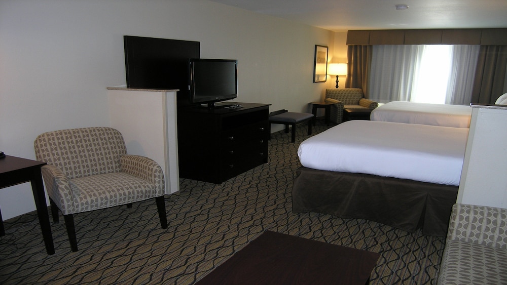 Holiday Inn Express Suites Belle Vernon 11/39
