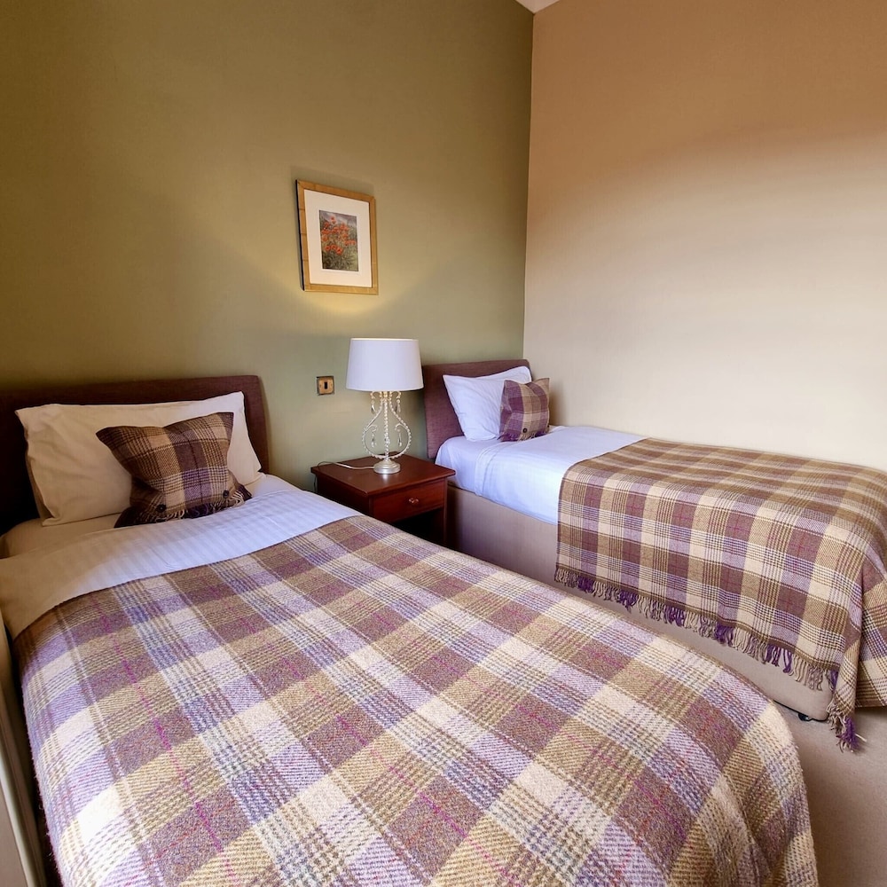 Loch Maree Hotel 8/29