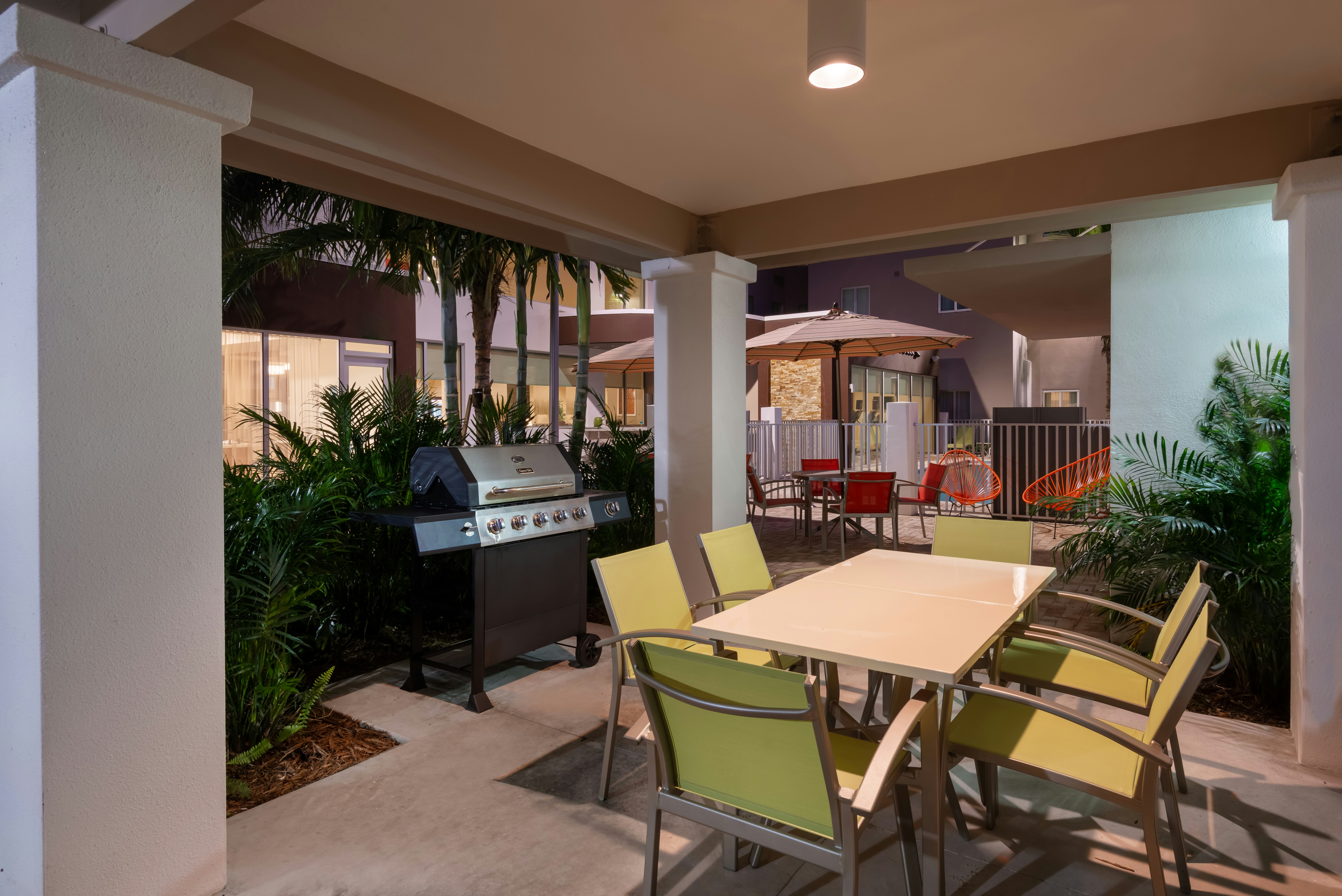 Staybridge Suites Miami International Airport 51/77