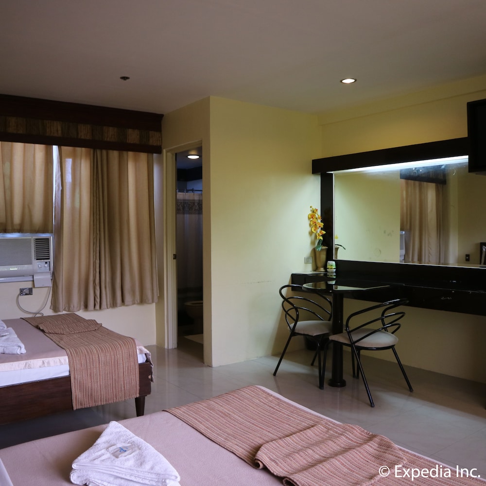 Splash Oasis Resort Hotel 12/20