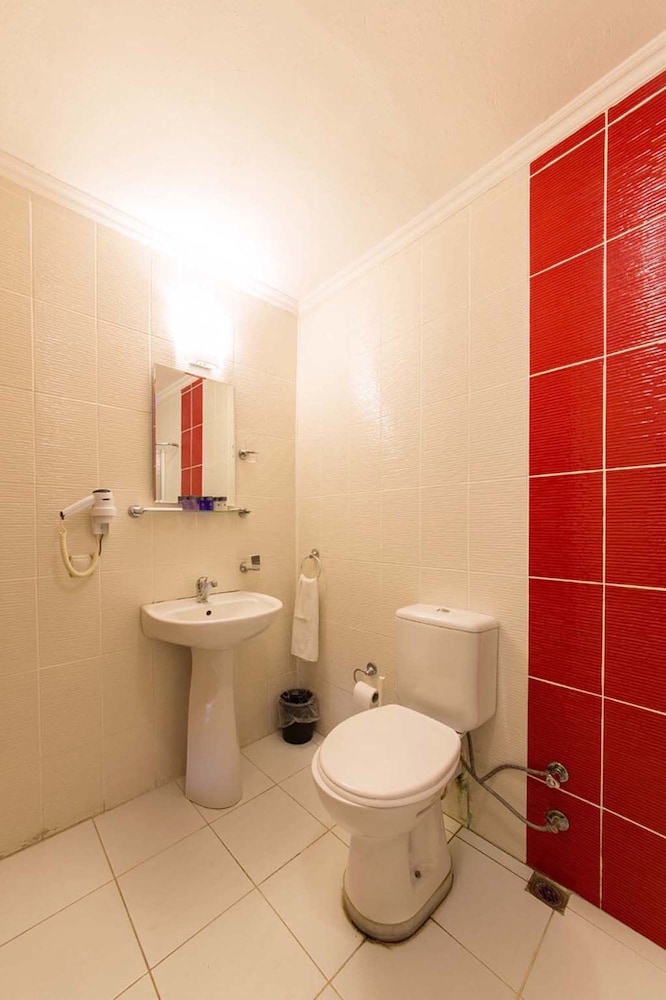 Ipekyolu Hotel 50/50