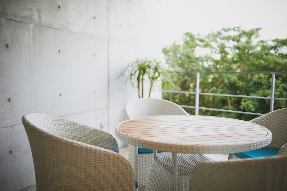 E Horizon Resort Condominium Sesoko 47/50