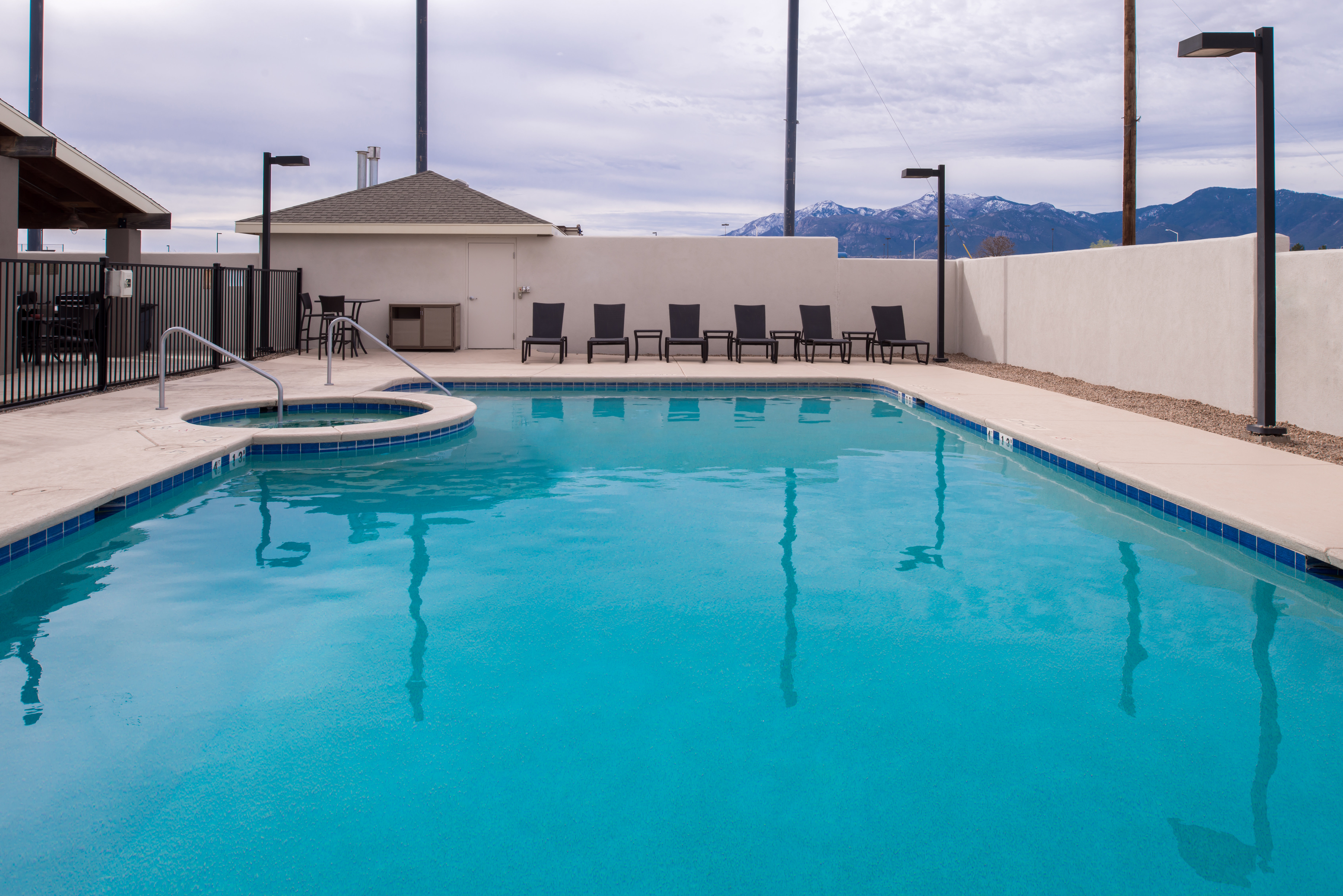 Holiday Inn Express Sierra Vista 39/76
