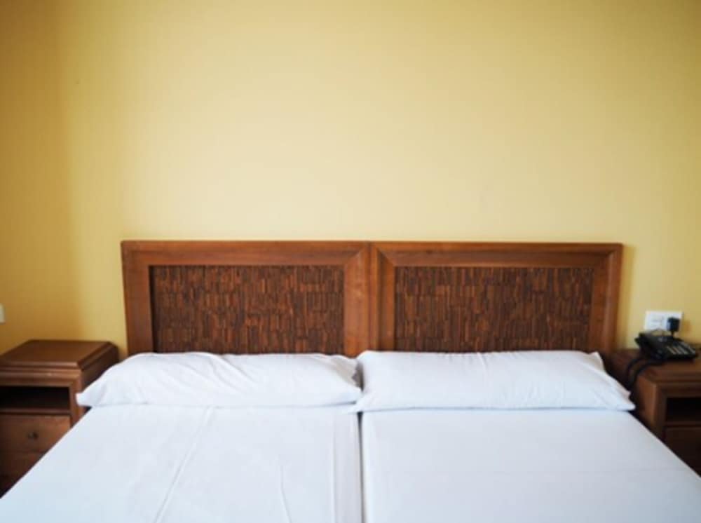 Hotel Humanes 36/65