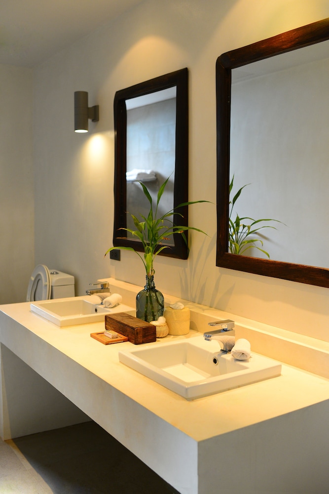 The Cove Phuket 49/50