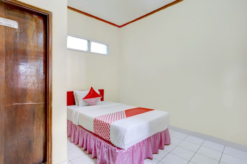 OYO 3261 Hotel Ratu 22/30