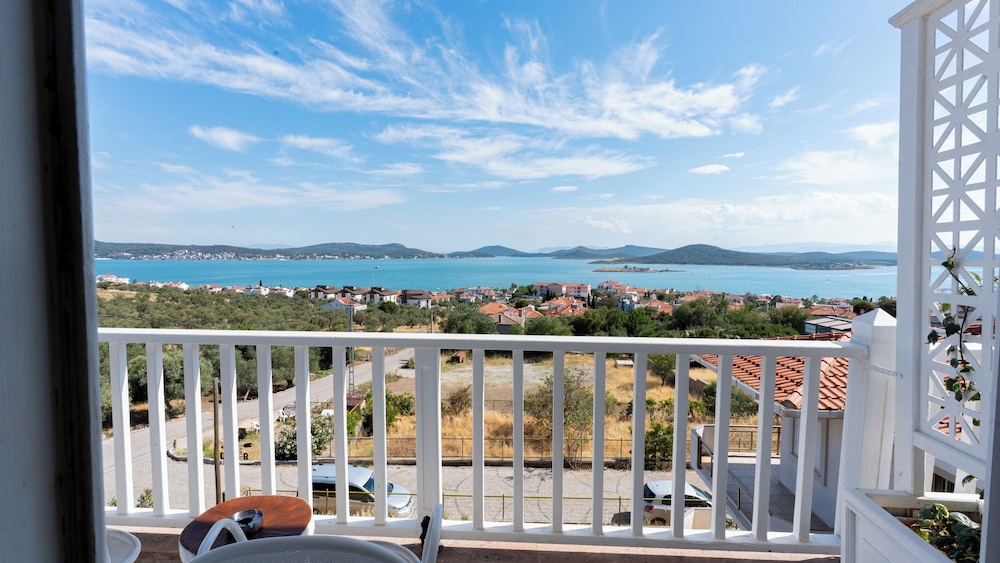 Pur Beyaz Butik Otel 3/50