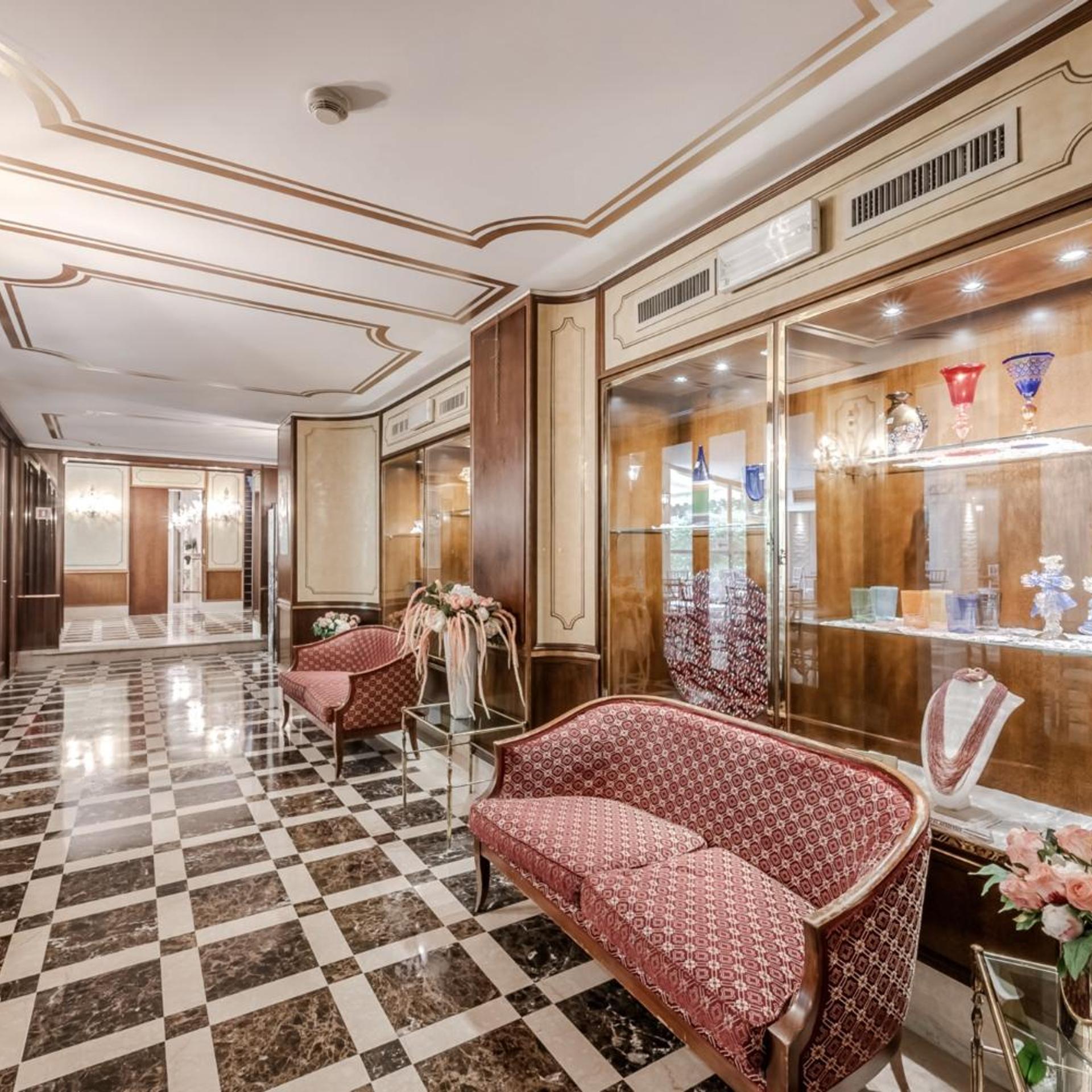 HOTIDAY Room Collection - Venezia Santa Lucia 37/50
