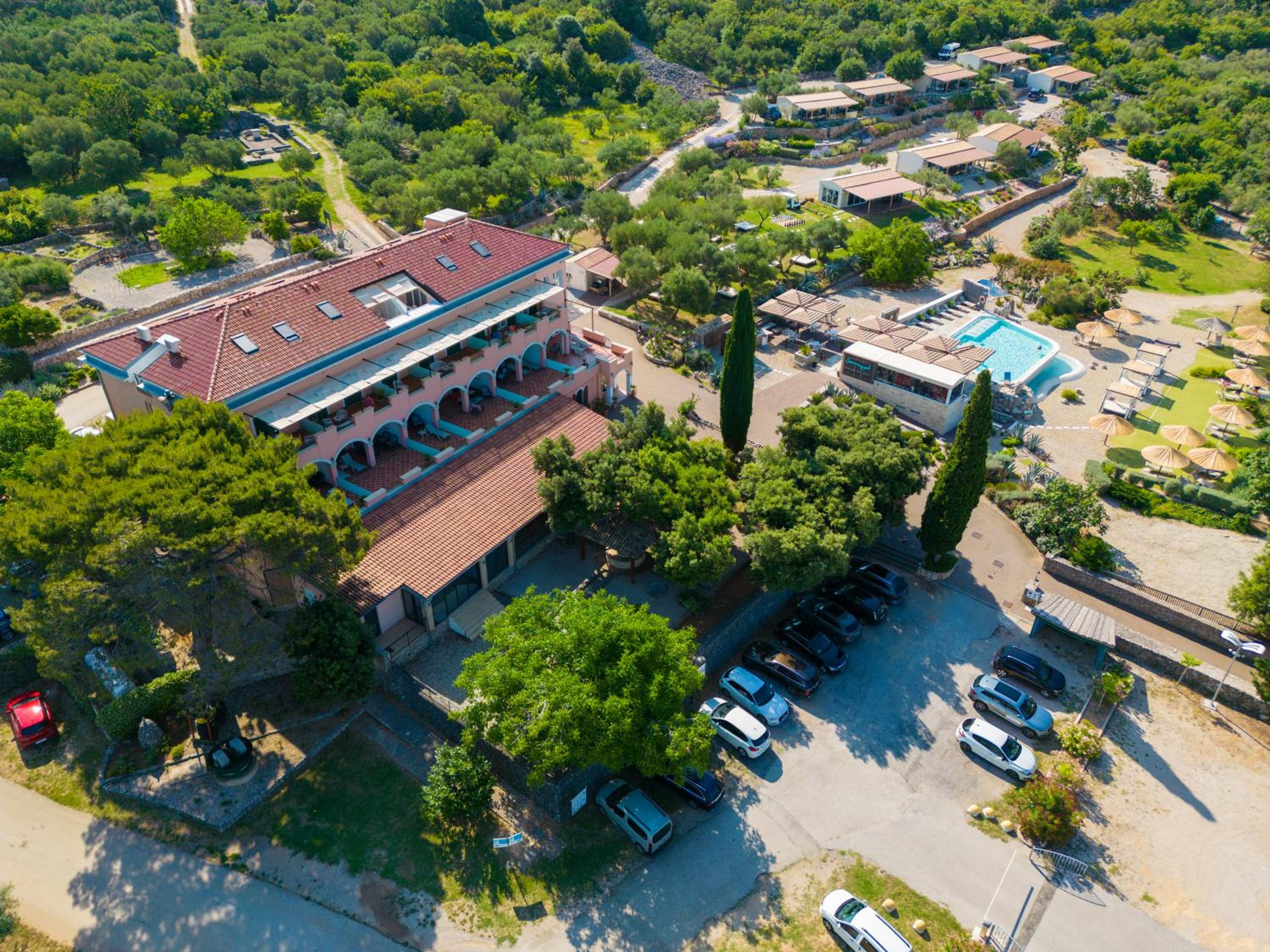 Hotel Kanajt 3/50