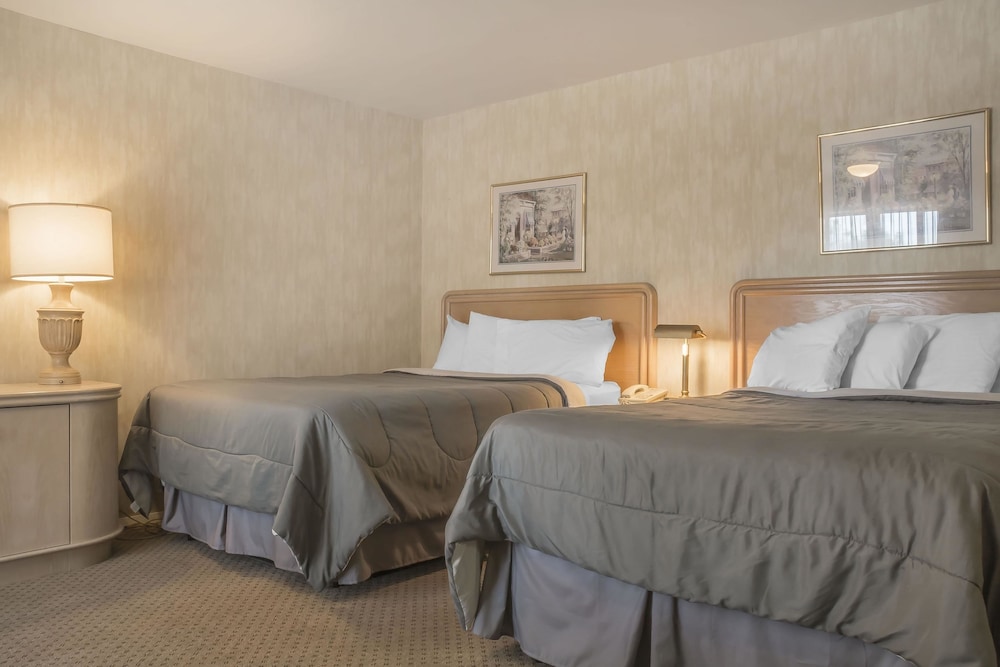 Rodeway Inn Fallsview Niagara Falls 12/31