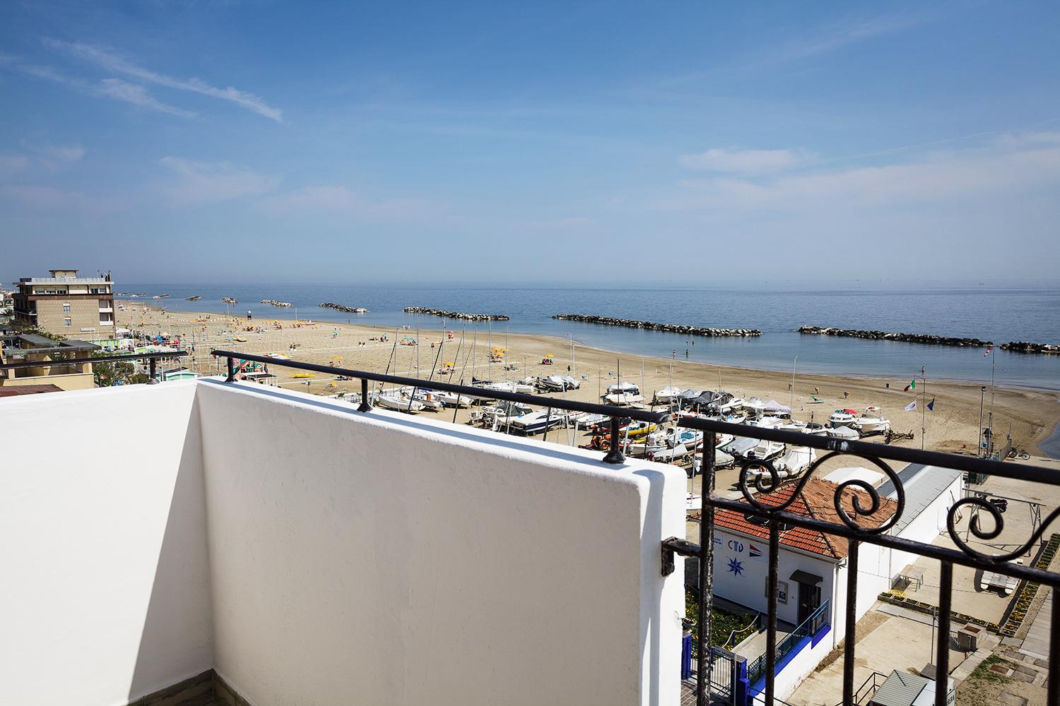 Hotel Albatros 45/48