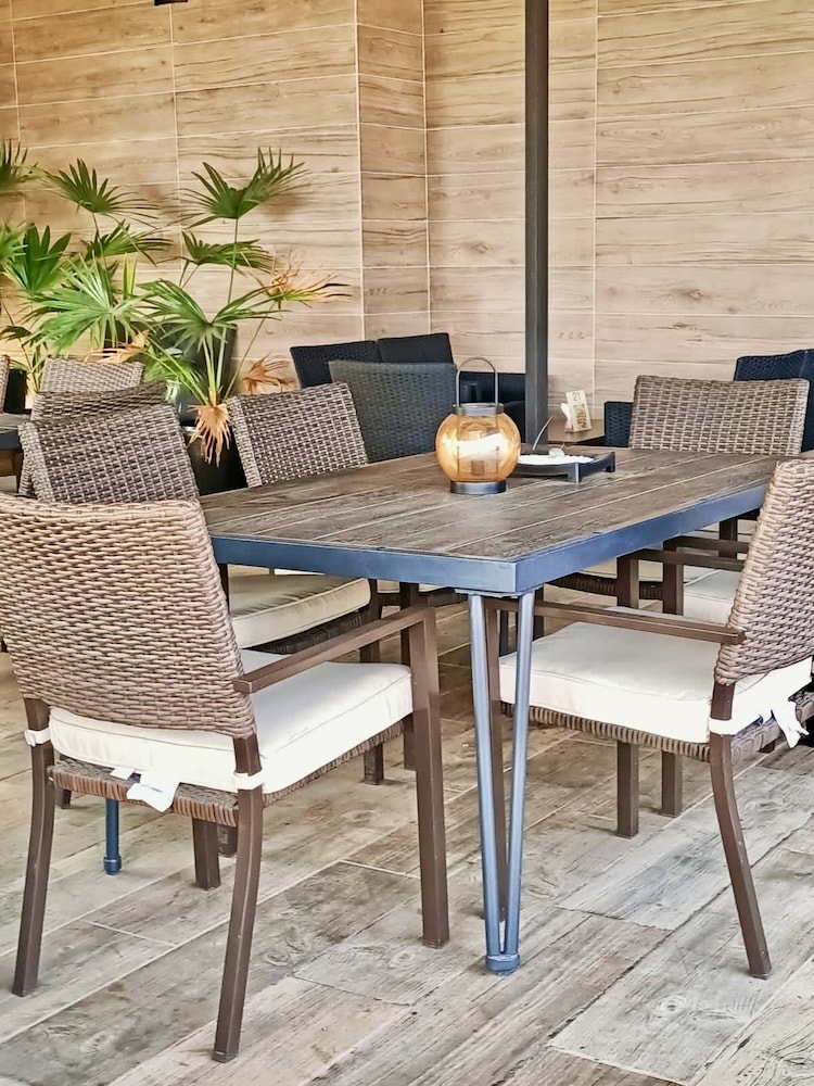 Bella Casa Hotel 36/50