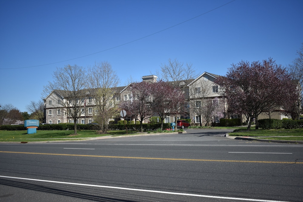 Staybridge Suites Cranbury-South Brunswick 65/75