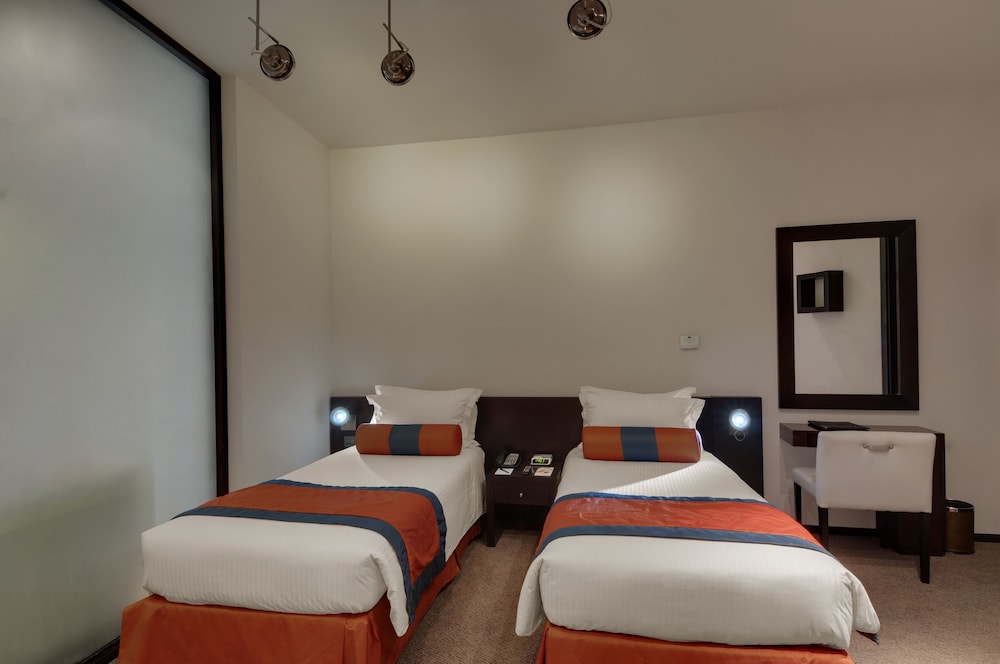 شقة بسريرين منفصلين بإطلالة على المرسى بغرفتي نوم، Signature Hotel Apartment Spa Marina 5/10