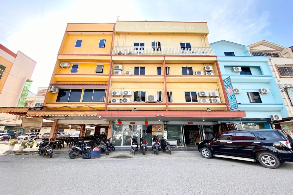 Hotel O Jodoh Near Grand Batam Mall Formerly Agung Hotel photo1