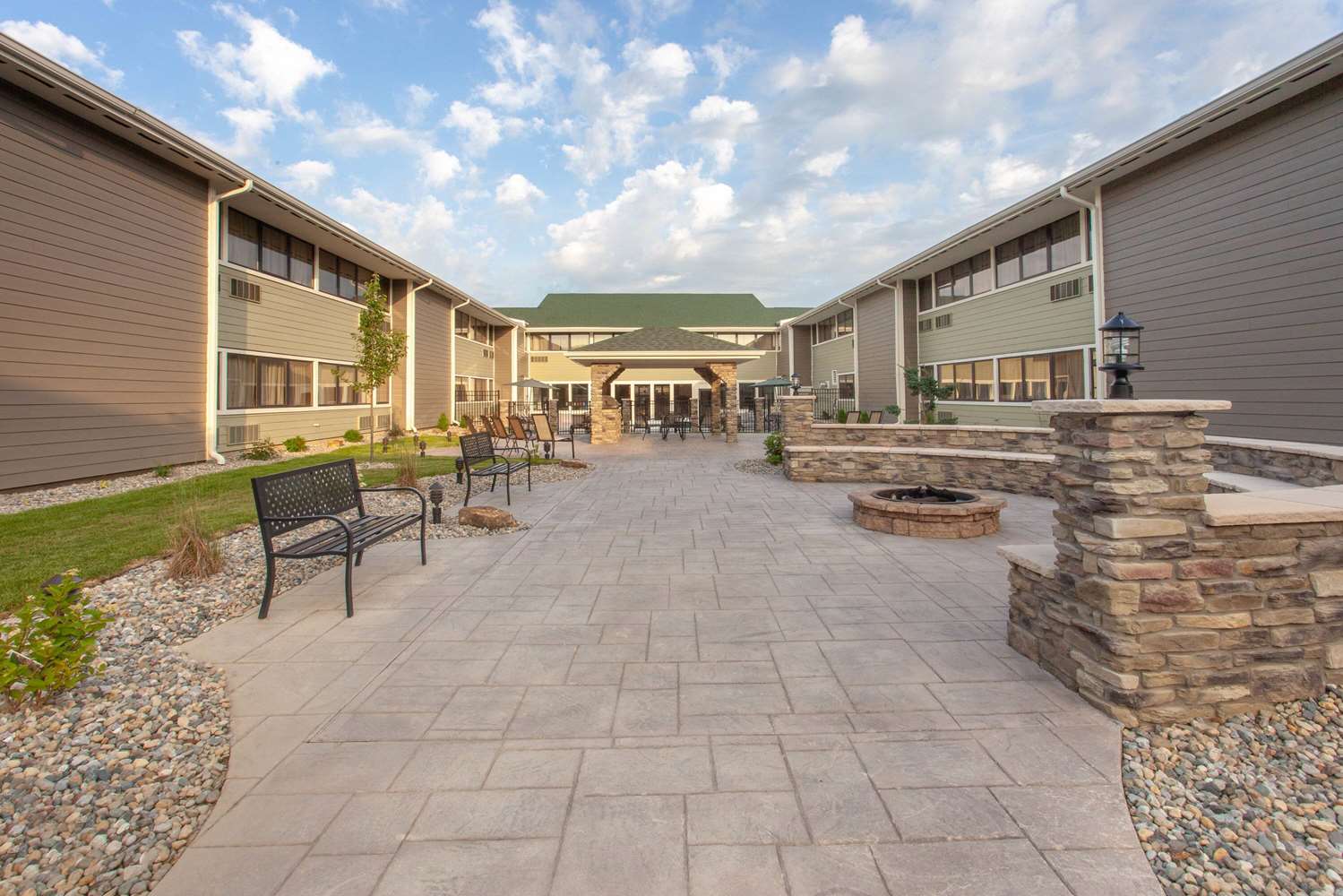 Wyndham Garden Fort Wayne 28/32