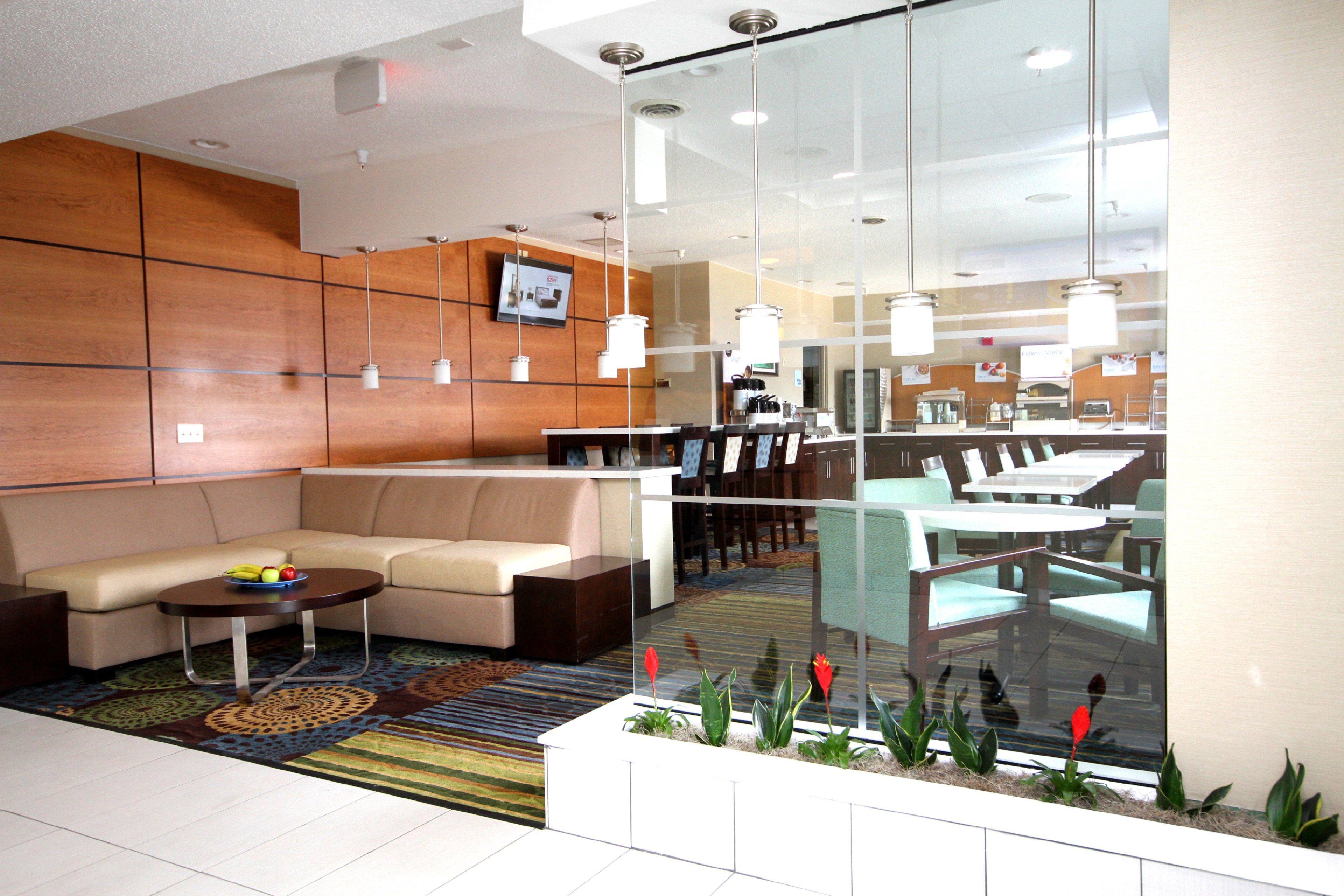 HOLIDAY INN EXPRESS ADRIAN 35/48