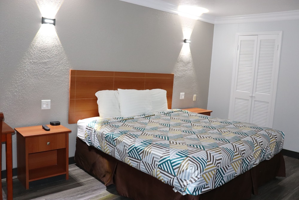 Motel6 Alvin, TX 20/52