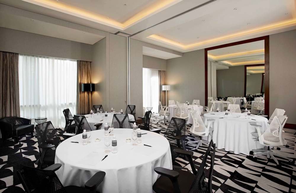 Carlton City Hotel Singapore 42/50