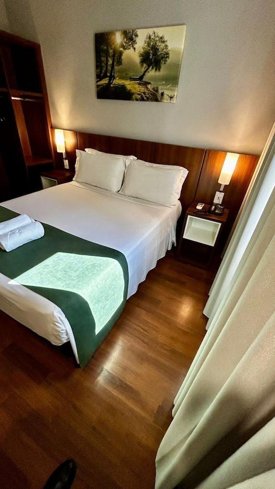 Hotel Lieto 10/48