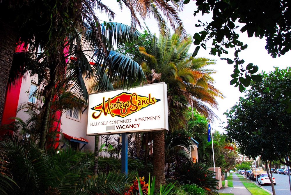 Montego Sands Resort 3/50