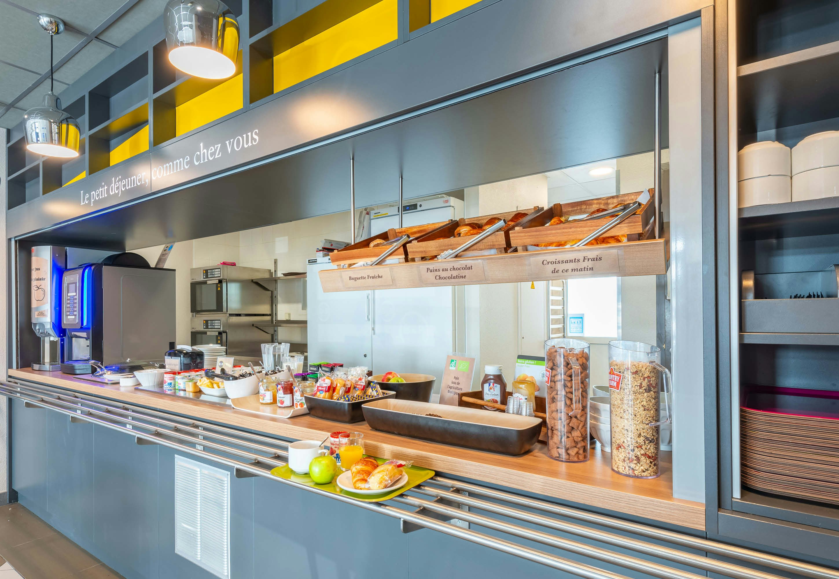 B And B Hotel Montelimar Sud 33/38
