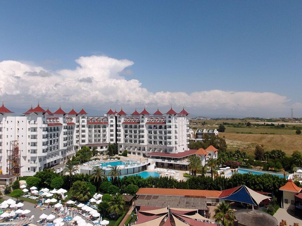 Serenis Hotel 44/49
