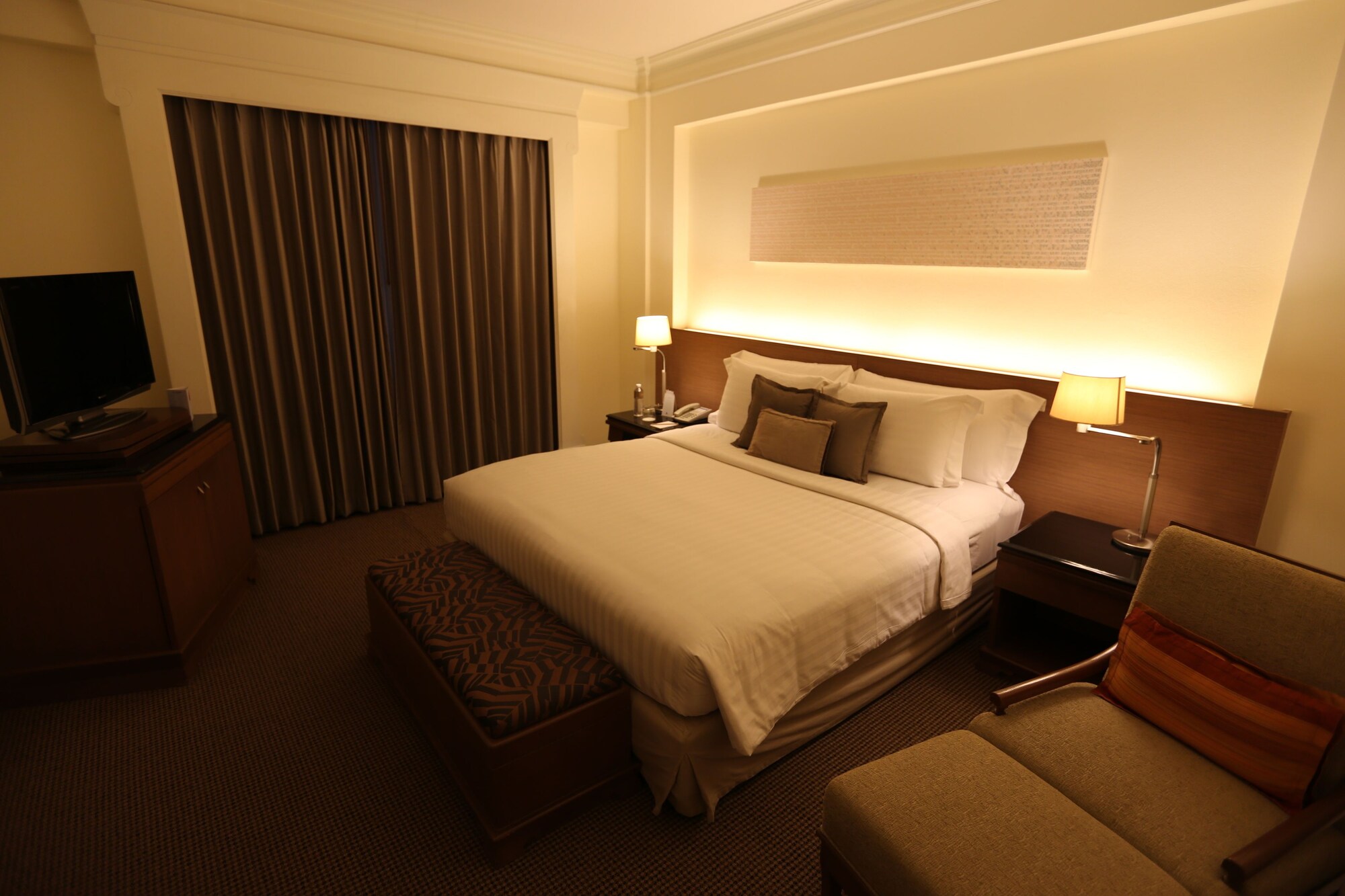 جناح جونيور، The Imperial Hotel And Convention Centre Korat 2/2
